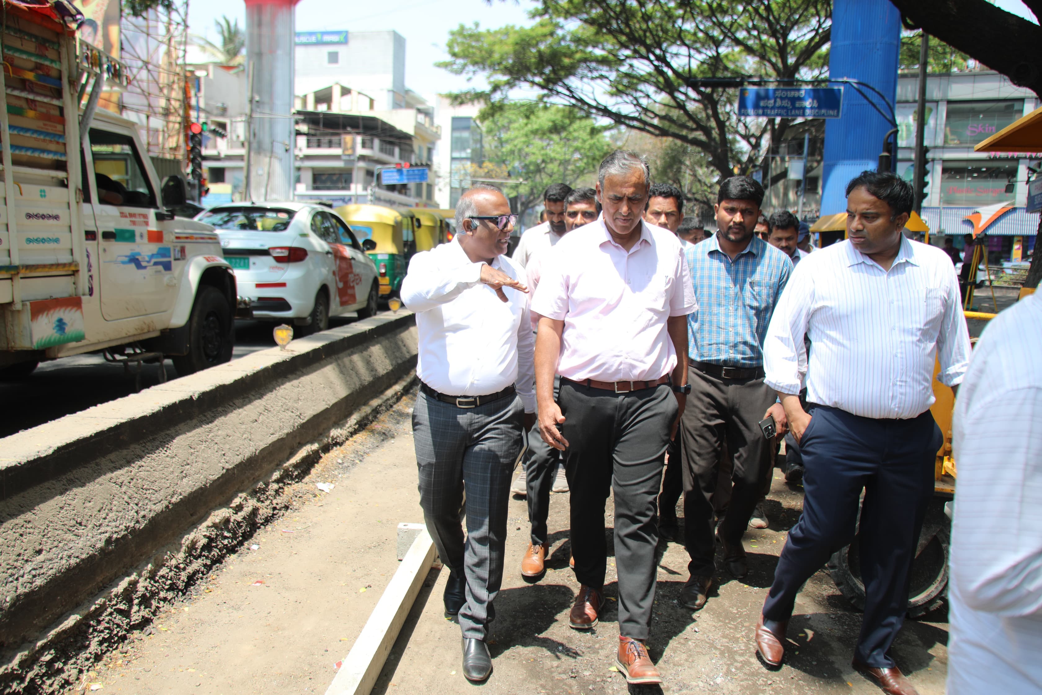 Inspection by Chief Commissioner Maheshwar Rao in West City Corporation; Push for Online Registers and Road Infrastructure Upgrades