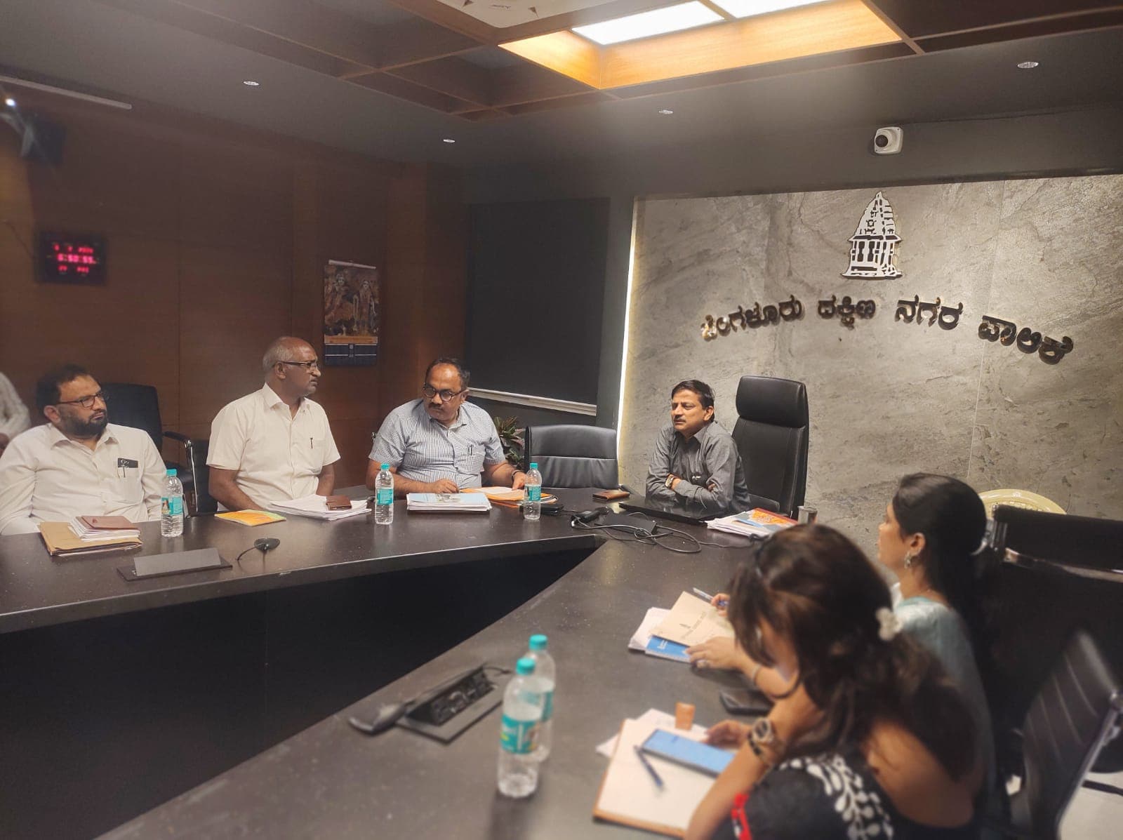 Bengaluru South City Corporation Directs Completion of Pending Road Asphalting Within One Week