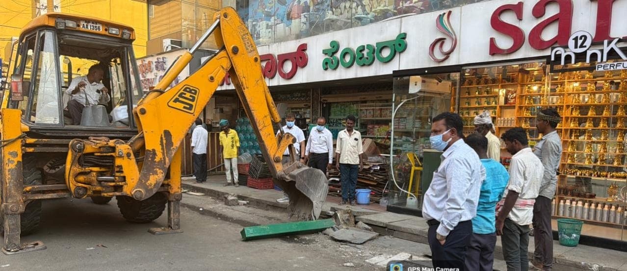 Drain Desilting and Encroachment Clearance Drive Conducted Across East Corporation Areas