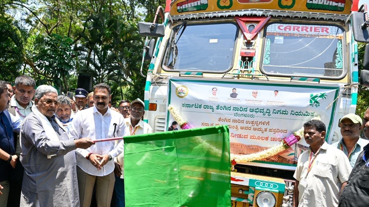 CM Siddaramaiah Flags Off Coir Product Transport to Delhi